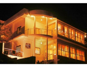 The Hotel Hill Palace Kausani, 13km from Baijnath Temple, Kausani